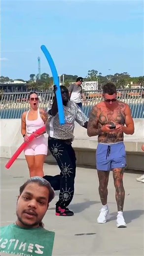 OMGTIMELAPSE: ho Alone Building Wooden Log Cabin | Survival House StartXto Finish#shorts #trenfh34