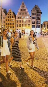 Wrocław, a night stroll in the heart of the city