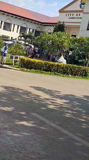 3.2K views · 37 reactions | The President’s visit in Talisay City to check the conditions of flood victims! Pero kadiyot ra gyud siya, wa ra dangti og 10 minutos. | Jhunnex DGreat vlog | Facebook