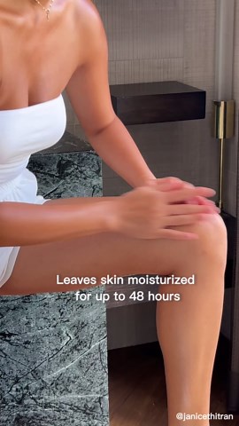 L'OCCITANE 15% Shea Butter Body Rich Lotion, Moisturizes, Nourishes & Soothes Dry Skin, Anti-Aging, Lightweight, Non-Greasy, Hydrating Skincare, Vegan