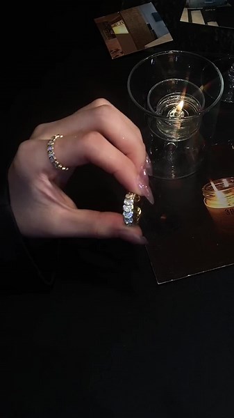 Zircons spill diamond stardust on your hands🌟#zircons #ring#jewelrytiktok