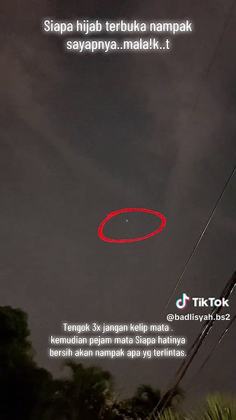 Cuba comment nampak apa? Di sana ada malaika7 yg sedang meletakkan dahinya bersujut? Yang faham je faham Al Kafi 634 #tranding #viral #terkini #misteri