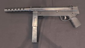 What makes the Zagi one of the most unusual Cold War–era SMGs