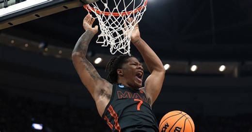 Shelton Henderson impresses in final game of record-setting freshman season