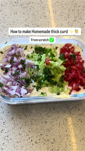 Making homemade curd / yogurt from scratch Thick, fresh & rich in probiotics ✨ Great as a post-workout meal Helps muscle recovery & gut health Perfect for raita, buttermilk, fruit yogurt Strain it to make hung curd for marination #curd #homemade #healthy #easyrecipe #fitnessfood Ingredients \t•\t500 ml milk (3.25% fat) \t•\t1 tablespoon curd (starter) Procedure \t1.\tTake 500 ml milk. If you are making curd for the first time, 500 ml is a good quantity to start with. \t2.\tBoil the milk well, th