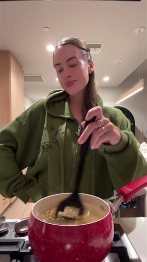 Brooke Schofield on TikTok