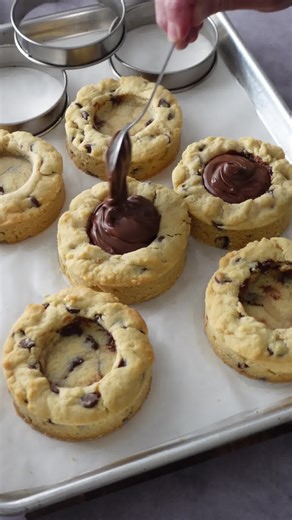 17K views · 120 reactions | Nutella Deep Dish Cookies. Recipe in comments ⬇️ | Cupcake Savvy | Facebook