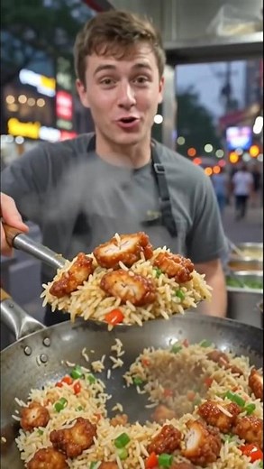 Epic Wok Skills! 🔥 Cooking Fried Rice Like a Pro 🍚