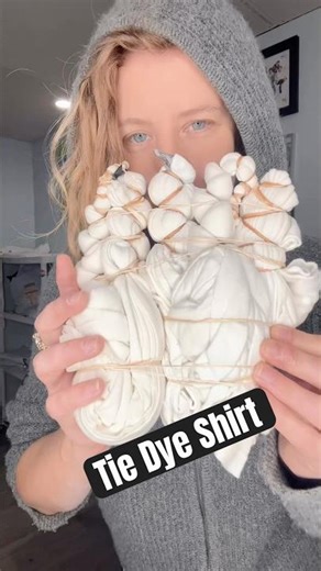 Making a tie dye shirt #tiedye