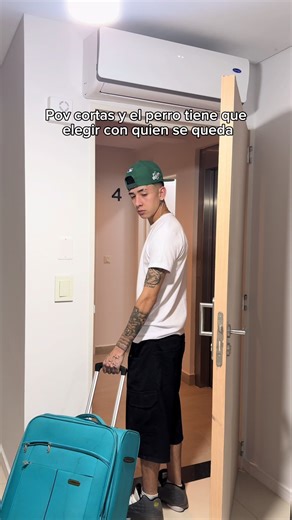 Siempre se queda con ella