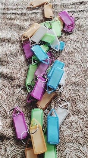 🎁 DIY Personalized Colorful Tag Keychain #shorts #nametags #easeyourmind #shortsvideo