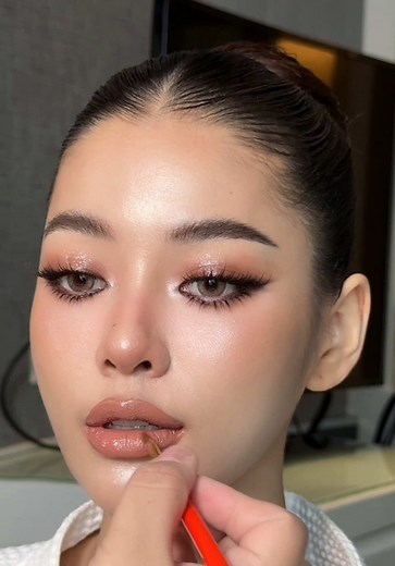 Glamorous Thai Makeup Tutorial for Brides