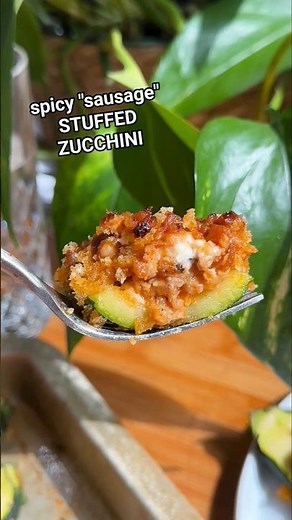 Vegetarian Stuffed Zucchini (with Spicy Italian "Sausage") 🙌