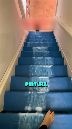 Pinté mal la escalera😤