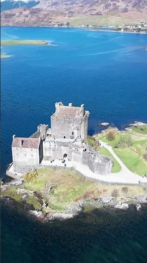 Eilean Donan Castle: Scotland’s Iconic Highland Fortress by the Lochs