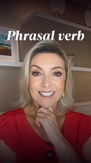 Regina Martinho 🔵 Unnilanguage on Instagram: "➡️ Seguem alguns Phrasal Verbs para você incluir no seu vocabulário! 🧩Mas o que é mesmo um Phrasal Verb? É um verbo seguido de uma preposição que modifica totalmente o sentido original do verbo. ✏️1. Run into: encontrar por acaso - I ran into my old teacher at the mall yesterday. ✏️2. Look into: investigar, analisar - We need to look into this problem before it gets worse. ✏️3. Come up with: surgir com, aparecer com - She came up with an excuse abo