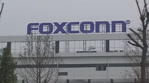 Foxconn announces plans to build electric hatchback at Lordstown assembly plant