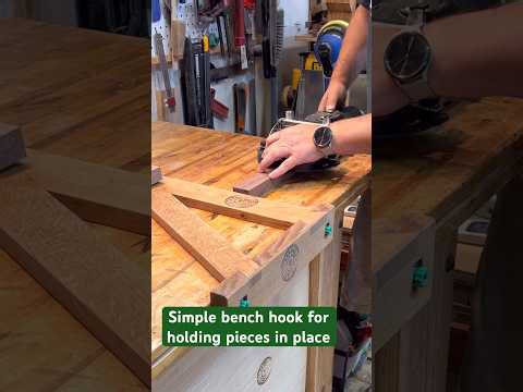 Simple bench hook for holding pieces at my workbench #woodworking #tool #workbench