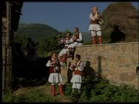 Janino oro - Macedonian Folk Music