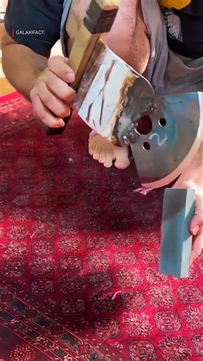 Why This Sharp Blade Doesn’t Destroy Handmade Carpets #shorts
