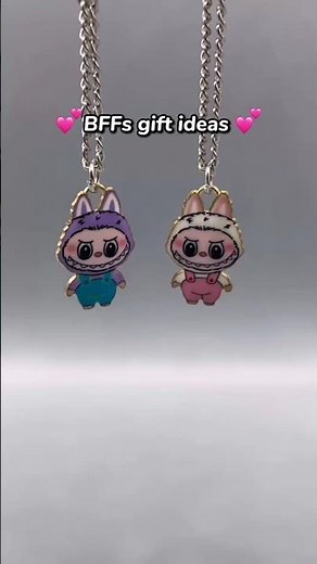 Link in Bio!😘 Cute Matching Necklaces for Best Friends. #short #bff #gift #bestfriend #worldnetgifts