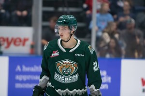 Tarin Smith - 2024 NHL Draft Prospect Profile - The Hockey Writers Latest News, Analysis & More