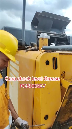 Cara Check Grease level pada PC800-7 #mekanikhits #duniatambang #anakrantau #anaktambang #ceritatambang #cahkerjo #mekaniktiktok #belajaronline #mekanikalatberat #alatberat