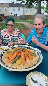 434K views · 38K reactions | اعطااتتي العصير 朗朗 #nador #marrakesh #food #moroccangirl #moroccanfood #travelphotography #like #moorish #instagram #moroccanrug #casa #beautiful #caftanmarocain #couscous #tetouan #moroccantea #interior #instagood #instafood #mediterranean #meknes #zaalouk #foodie #bakoula #charmoula #follow #carpet #architecture #beauty #art | Soumaya usa سومية يوزا | Facebook
