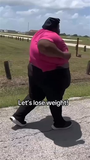 Weight Loss | Home Workout 🇺🇸 on Instagram: "Seeing big results with the smart hula hoop😊 👉🏻 Get your now 🛒 Hula hoop : LINK IN BIO @familyhomeworkout ‼️ . . . #smarthulahoop #smarthoop #bodyweightworkouts #fullbodyworkouts #totalbodyworkout absworkouts abworkout absworkout abdominales abs abworkoutsfromhome absworkouts abworkout absworkout abdominales abs abworkoutsfromhome bodyweightworkout quickworkout quickworkouts beforeandafterweightloss"