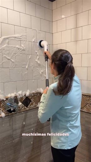 Efficient Electric Spin Scrubber for Deep Cleaning