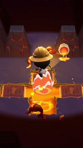 who knew THAT was hiding in the basement 👀👻 #MyTalkingTom2 #SpookyVibes