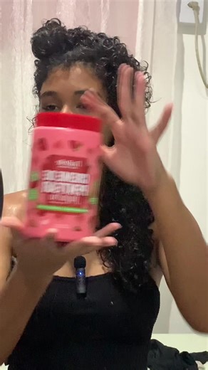 Finalização de Cabelo Cacheado com Volume