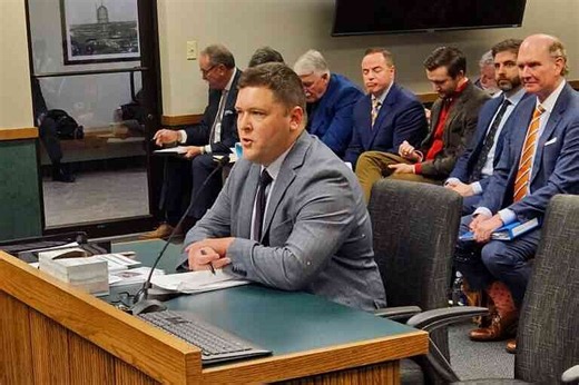 Legalize and tax, or ban them outright? Missouri lawmakers debate video lottery machines | Jefferson City News-Tribune