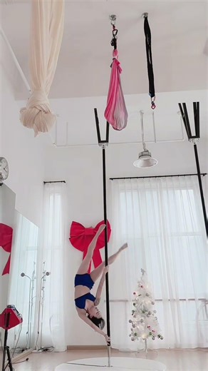 Improve Flexibility at Home #flexibilityathome #homefitness #stretching