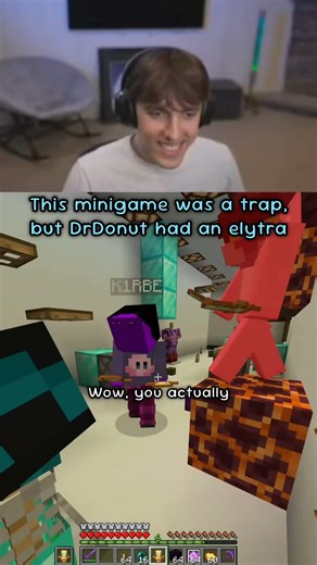 DrDonut escaped this minigame trap with an elytra