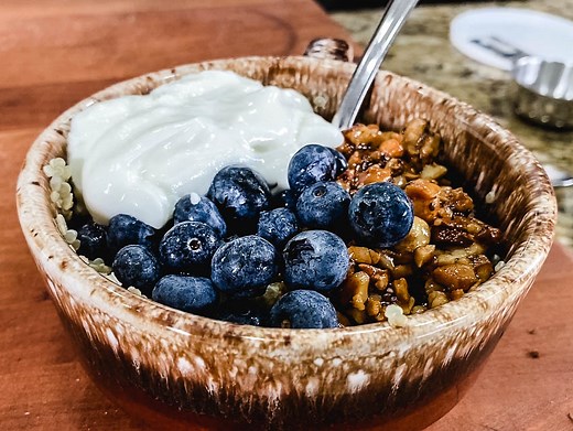 Quinoa Breakfast Bowl