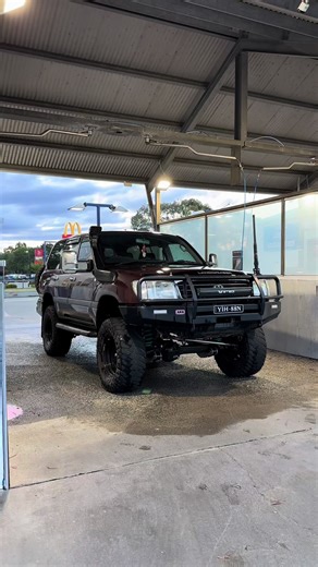 Toyota Land Cruiser 105 Series Off-Road Upgrades