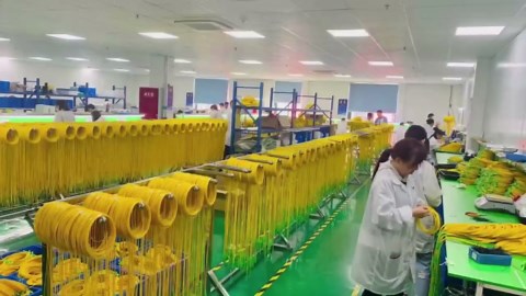 SpeedyCables- SC/APC Armored Fiber Optic Cable 1M/3ft - OS2 Single Mode Patch Cord 9/125μm SIMPLEX, LSZH White, Pet-Proof for ATT Fiber & Home Networks