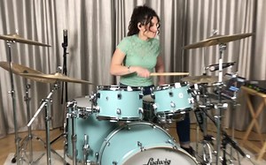 Jessica Burdeaux - Willow Smith - Transparent Soul feat. Travis Barker - Drum C