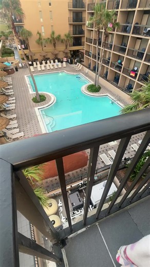 Fort Walton Beach vacation views — relaxing beach moments