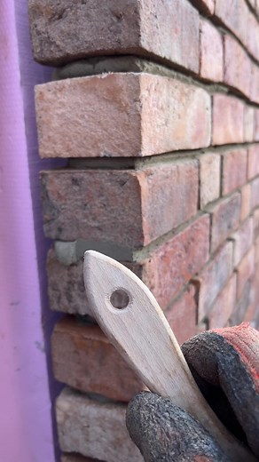 Effective Brick Wall Cleaning and Repair Techniques