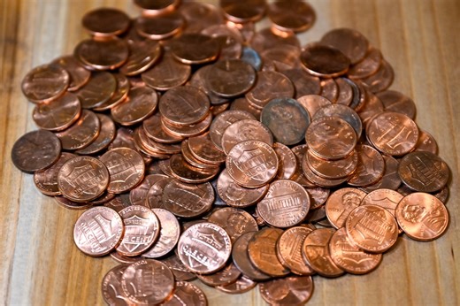 Final US pennies set to sell for thousands