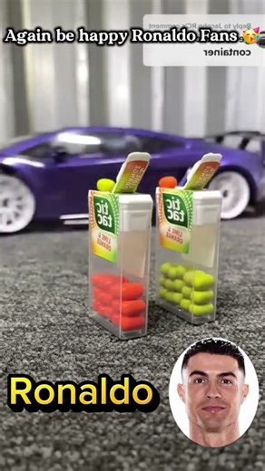 The bubble gum challenge #ronaldo #goat