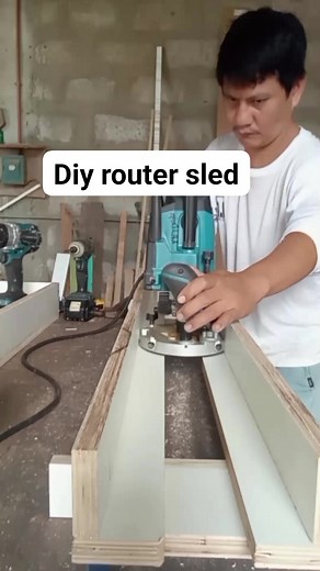 7.2K views · 84 reactions | Diy router sled #routersled #routerplaningjig #trimrouter #routerjig #diy #flatteningjig #woodworking #reelsfb #reelsvideo | Reggie Calaguas | Facebook