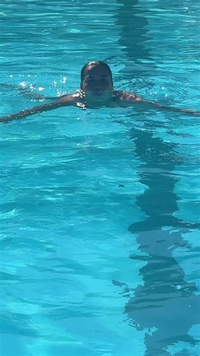 Pre training warm up @Liliana @Macey💝 #swimming #fyp #funny #trend