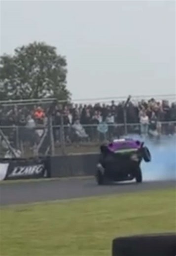Mini Wheelie Drift Tricks for Enthusiasts