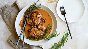 Classic Steak Diane Recipe - Daily Meal