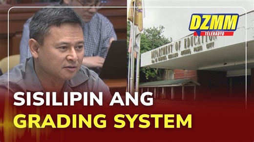 Sisilipin ng DepEd ang transmutation o pag-akyat ng grado ng estudyante na kaugnay ng mass promotion. Plano rin gawing descriptive grading sa mababang baitang para mabawasan ang takot at matiyak ang kakayahan ng mga mag-aaral. Follow na sa DZMM Teleradyo Facebook page para sa balitang kumpirmado at serbisyong sigurado. | DZMM Teleradyo