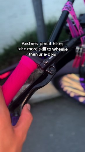 E-bikes vs Pedal Bikes: Which Is Harder to Wheelie?