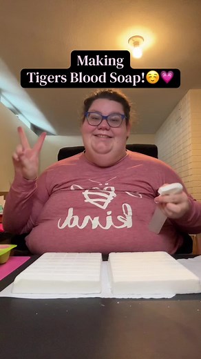 DIY Tiger's Blood Soap: Strawberry Coconut Scent